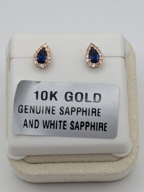 10K Yellow Gold Genuine Blue & White Sapphire Pear Halo Stud Earrings NWT
